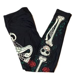 Lularoe Roses And Bones Size TC Leggings